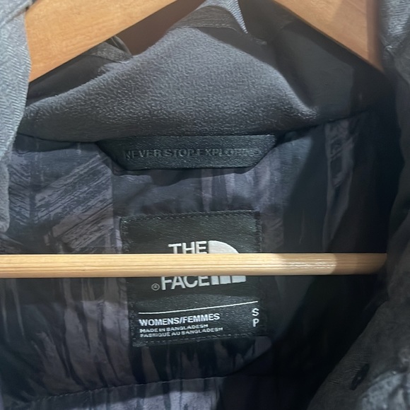 North face down jacket - Picture 3 of 3